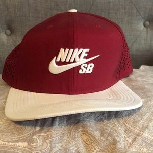Nike SB SnapBack hat